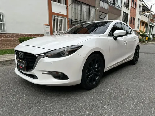 Mazda 3 Sport Grand Touring 2017 Automático 2.0 Sun Roof cuero 