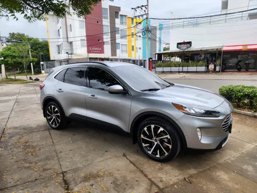 Ford Escape Titanium Hibrida 2022