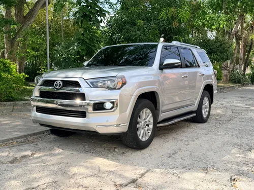 Toyota 4Runner Limited 2015