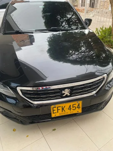 Peugeot 301 Allure 1.6 Tp 4p