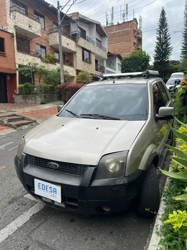 FORD ECOSPORT 4x4 MT