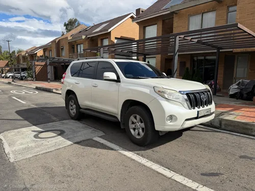 Toyota Prado TXL blindada 2014