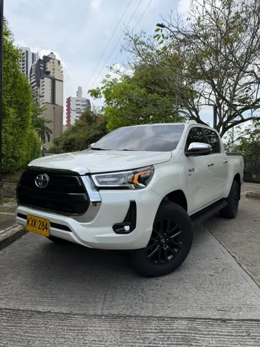 Toyota hilux srx 2022 gasolina 