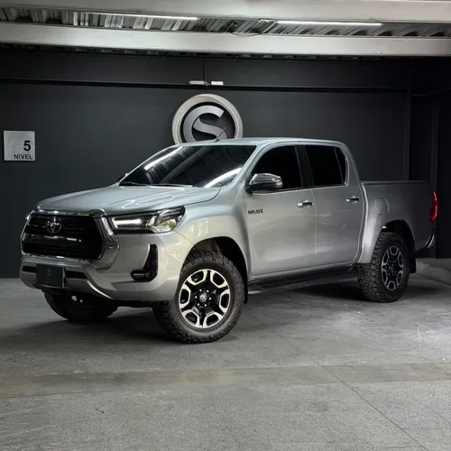 Toyota Hilux SRX 2024 Diesel Blindaje 2 Plus