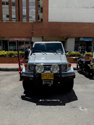 Toyota Land Cruiser 4.5 