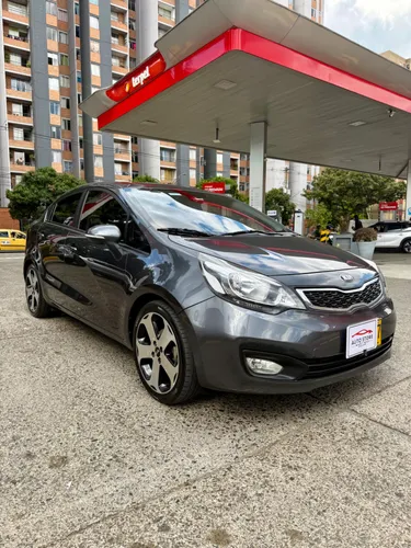 Kia Rio Spice 1.4 MT 2015