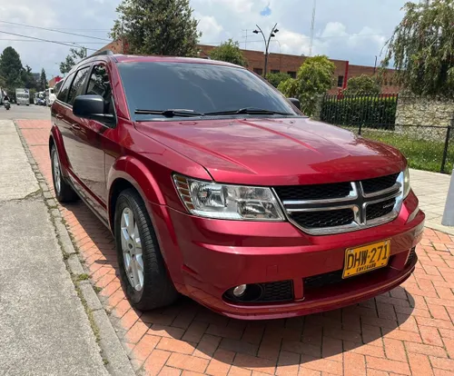 Camioneta Dodge Journey modelo 2011 