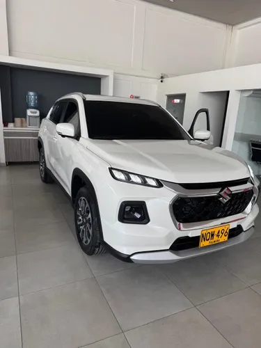 Suzuki Grand vitara hibrida 4x4 all grip