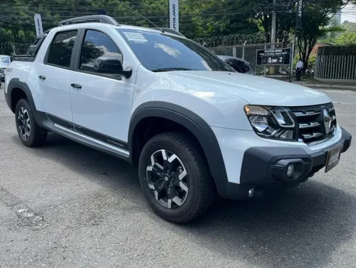 Renault Oroch intens Outsider 2026