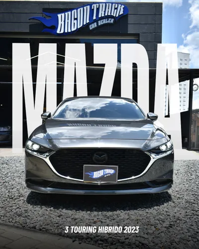 Mazda 3 touring 2023 híbrido 