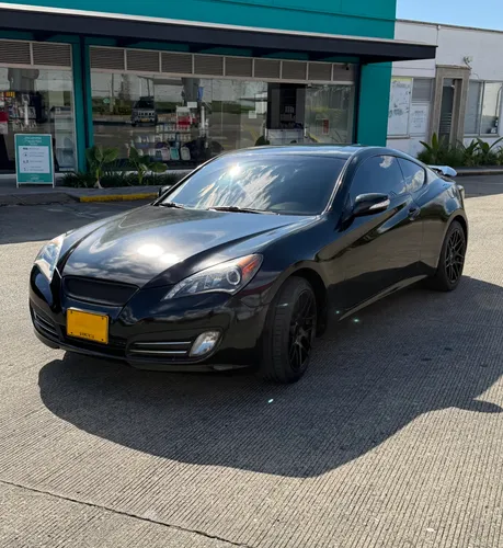 Hyundai Genesis Coupe 2.0T 2011