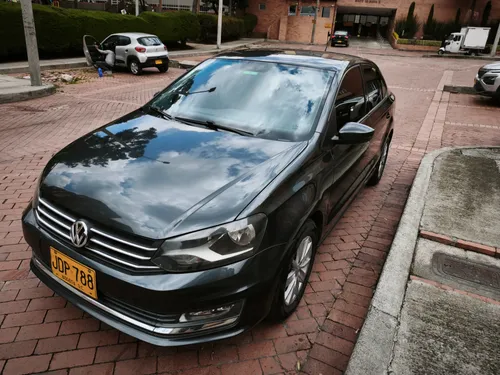 Volkswagen Vento highline modelo 2016 mecanico