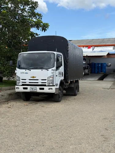 Chevrolet NPS 4x4 2021 