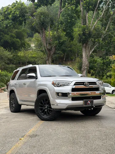 TOYOTA 4RUNNER LIMITED  2020  4.0  4x4 