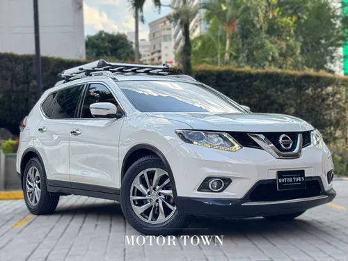 NISSAN X-TRAIL T32 2017
