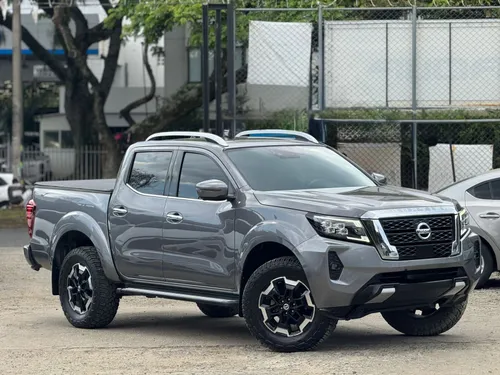 NISSAN FRONTIER LE MODELO 2023