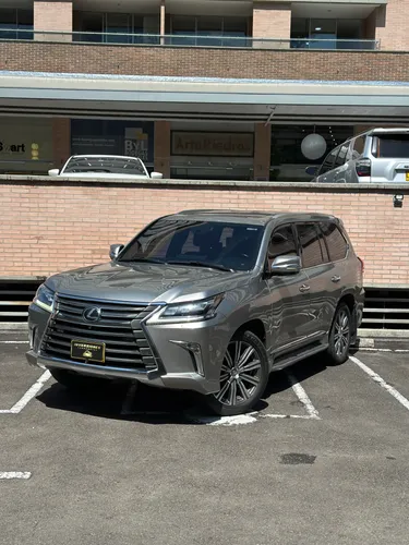 Lexus LX570 2017 B2