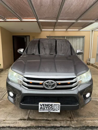 TOYOTA HILUX SRV 2017 2.8CC DIESEL UNICO DUEO 140.000KM