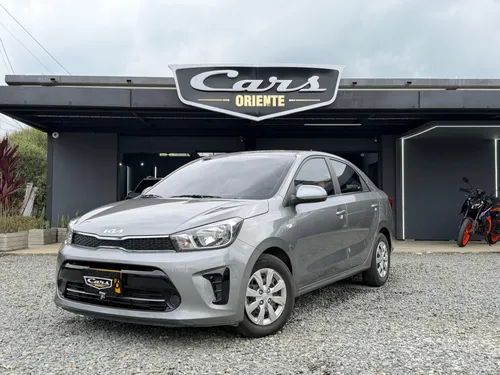  KIA SOLUTO EMOTION  2025 