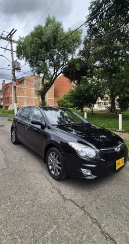 Automovil Hyundai i30 impecable