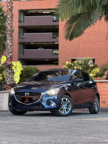 Vencambio Mazda 2 2019 Touring Full