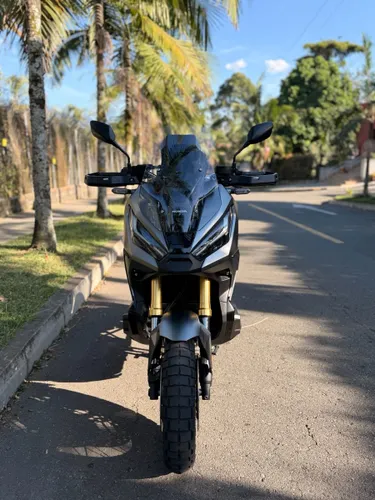 Se vende Honda X-Adv