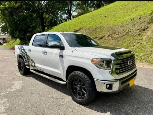 Toyota Tundra Crewmax Platinum 2018