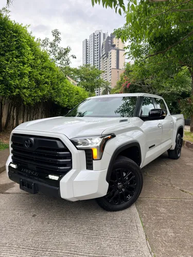 Toyota Tundra Limited Híbrida 2026