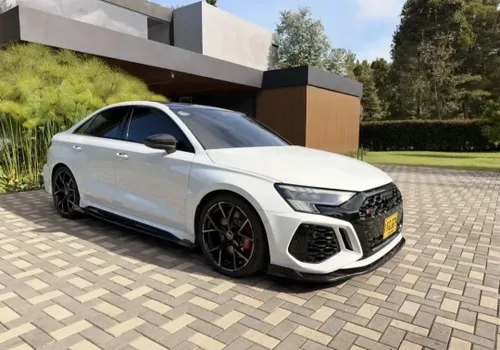 VENDO AUDI RS3 SEDAN 2024