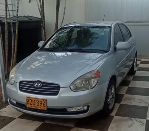 Hyundai accent