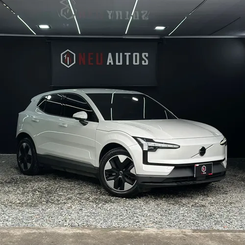 VOLVO EX-30 2025