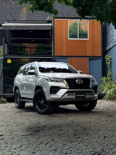 Toyota Fortuner 2.7 SRV 2021