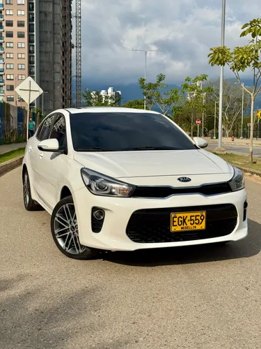 kia Rio Zenit MT 2018