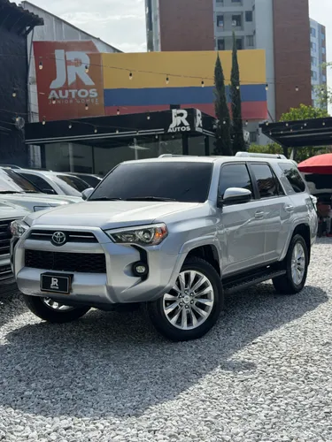 TOYOTA 4RUNNER SR5 2023  4.0 GASOLINA
