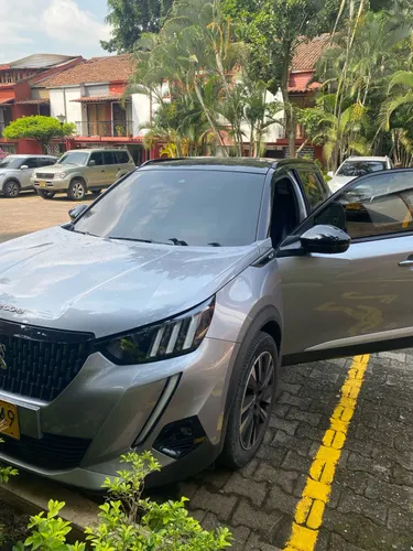 Peugeot 2008 GT Line 2022  Excelente Estado