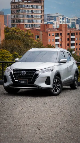 Nissan Kicks play 2026