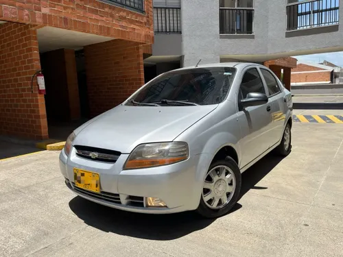 Chevrolet AVEO LS 2012