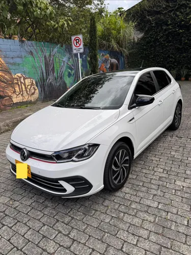 Volkswagen Polo HIGHLINE 1.0 TURBO