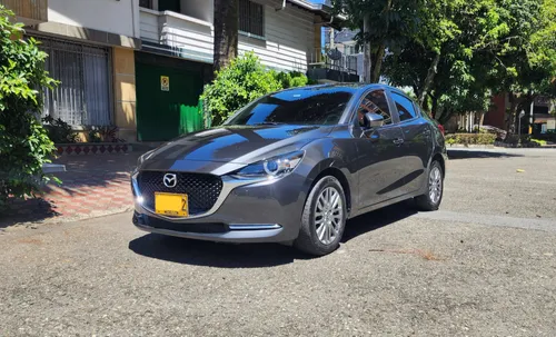Mazda 2 Grand Touring LX Sedan 2023