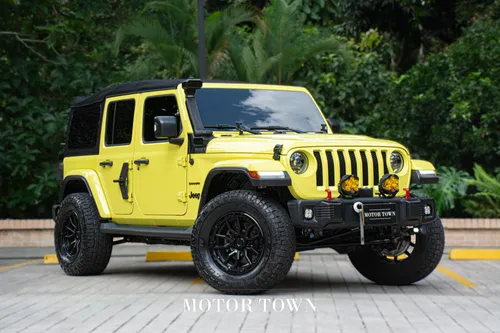 JEEP WRANGLER UNLIMITED SAHARA 2023