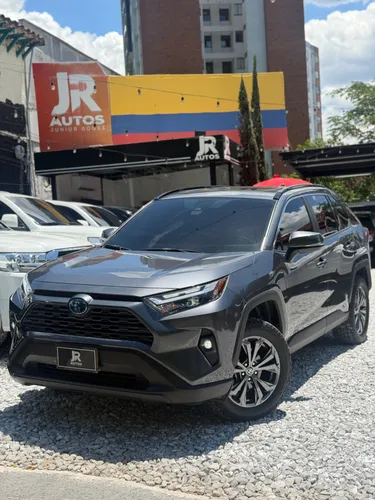 TOYOTA RAV4 XLE 2024  HÍBRIDA