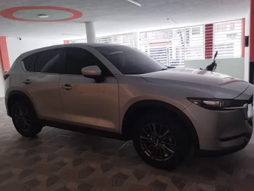 CAMIONETA MAZDA CX5 TOURING 4X2 COLOR PLATA ESTELAR