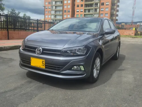 Volkswagen virtus confortline AT 2020