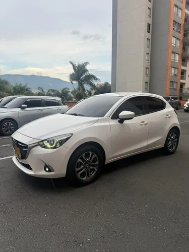 Mazda 2 grand touring LX