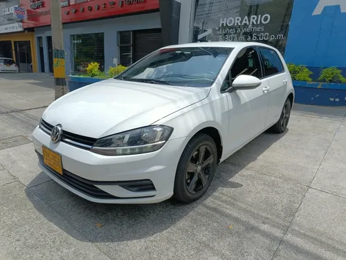 VOLKSWAGEN GOLF TSI