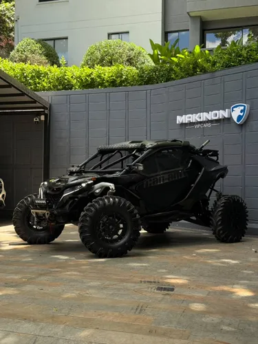 Can-Am Maverick R XRS