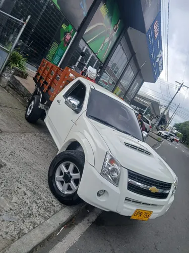 Chevrolet dmax 2012 estacas 4x4
