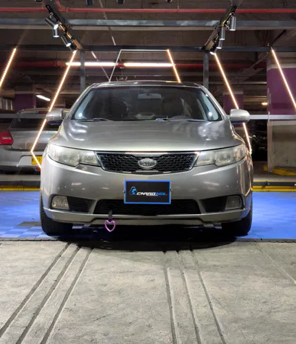 KIA CERATO FORTE 1.6 2012 MT 1600CC 2AB ABS