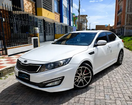 Kia Optima EX - 2012 - Full Equipo