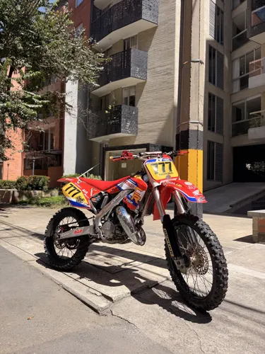Hermosa Honda Cr125 única